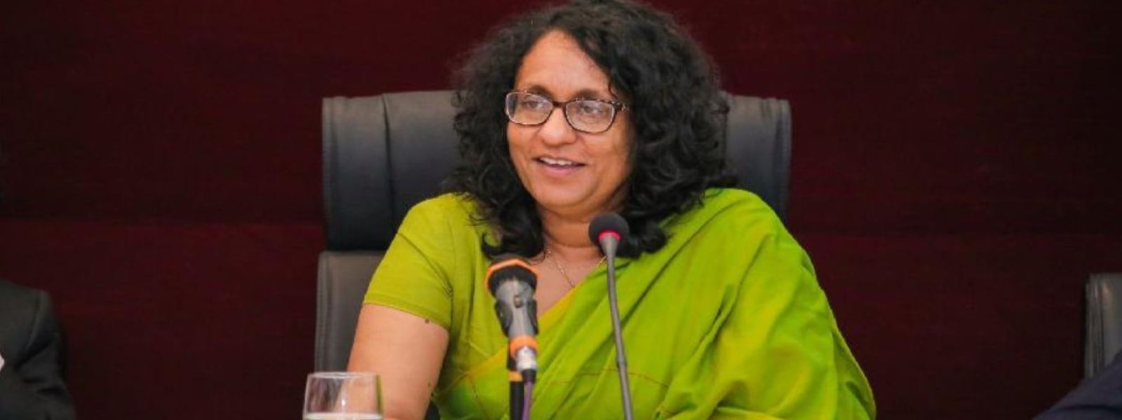 PM Urges Against Politicizing Education